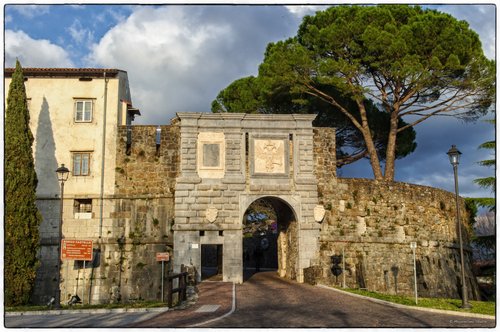 porta leopoldina